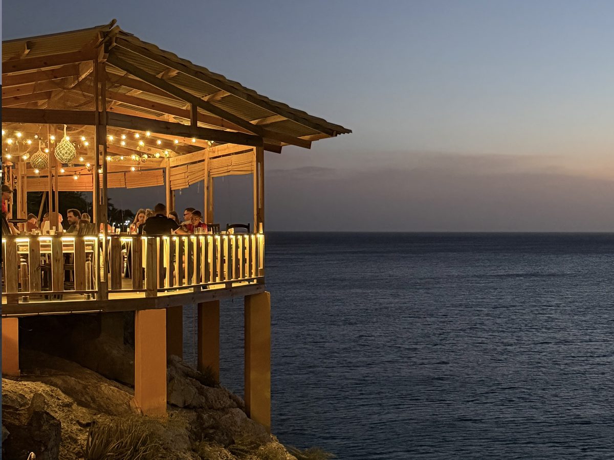 Restaurant Playa Forti